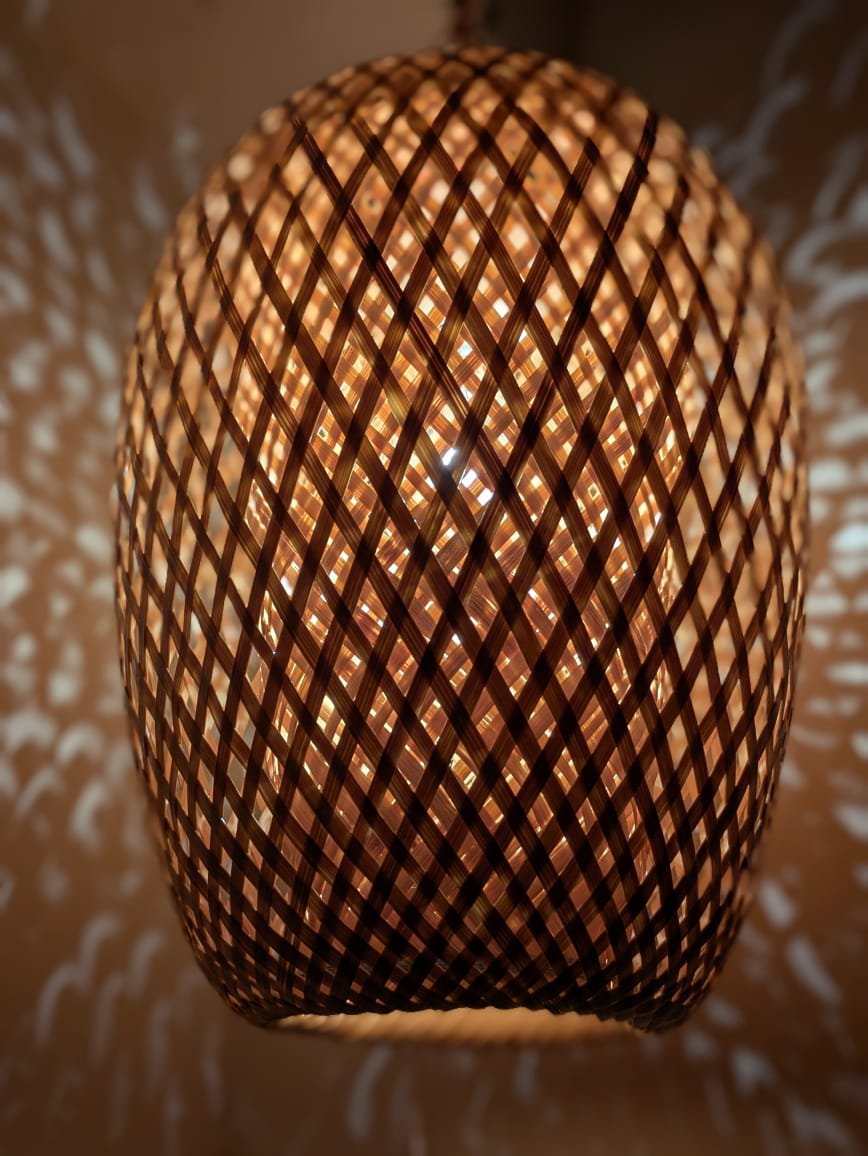 বাঁশের ঝুলন্ত বাতি (Handmade Bamboo Hanging Lamp) 1